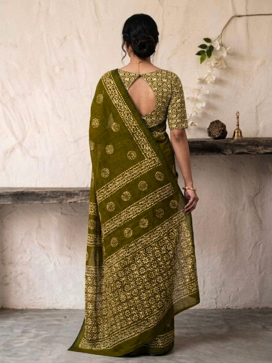 Olive Green Radiant Cotton Batik Saree with Blouse Piece
