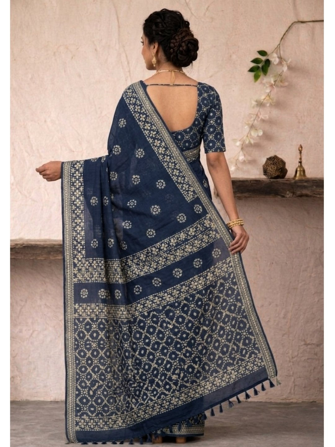 Indigo Traditional Cotton Batik Saree with Blouse Piece