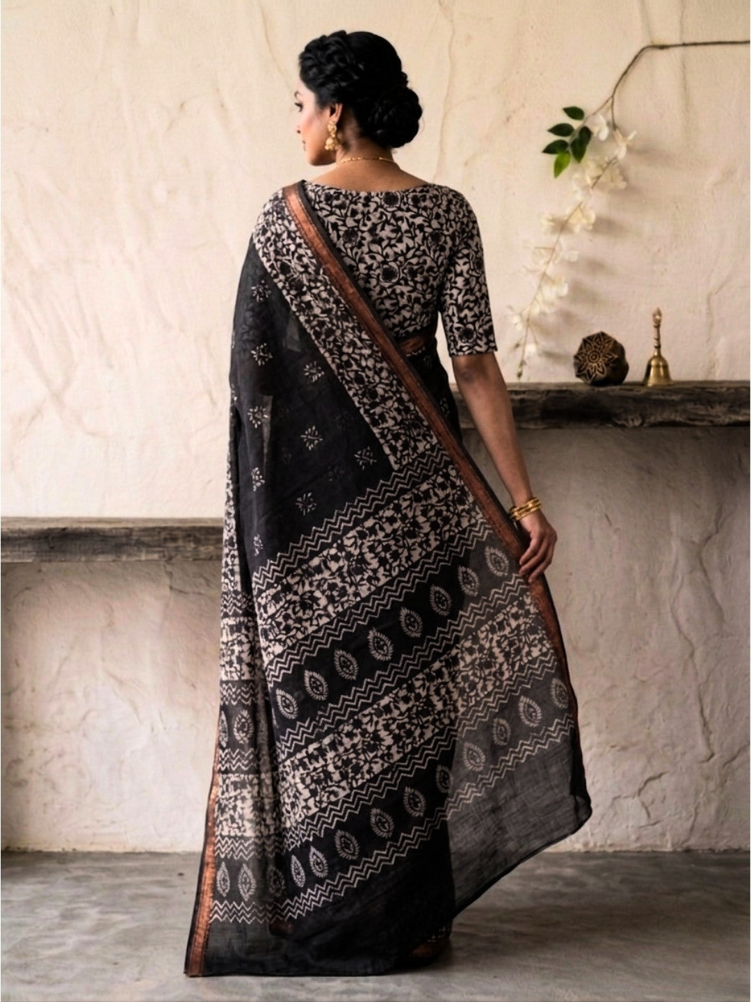 Black Vibrant Cotton Batik Saree with Blouse Piece