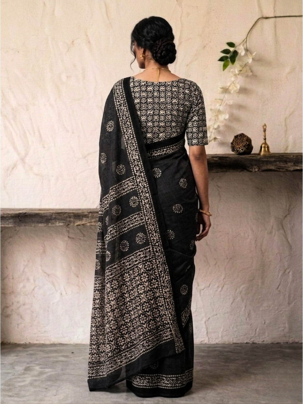 Pink Artistic Cotton Batik Saree with Blouse Piece