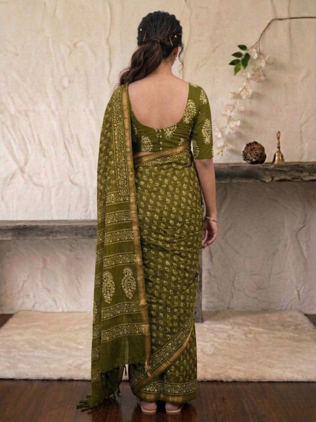 Olive Green Radiant Cotton Batik Saree with Blouse Piece