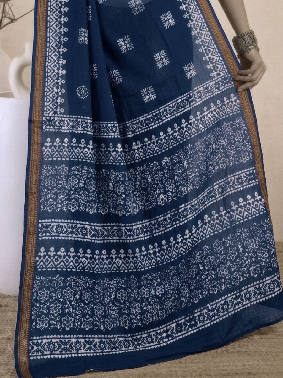 Indigo Elegant Cotton Batik Saree with Blouse Piece