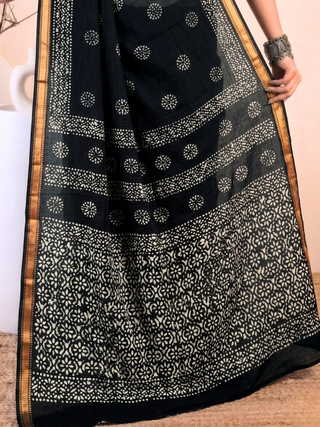 Pink Artistic Cotton Batik Saree with Blouse Piece