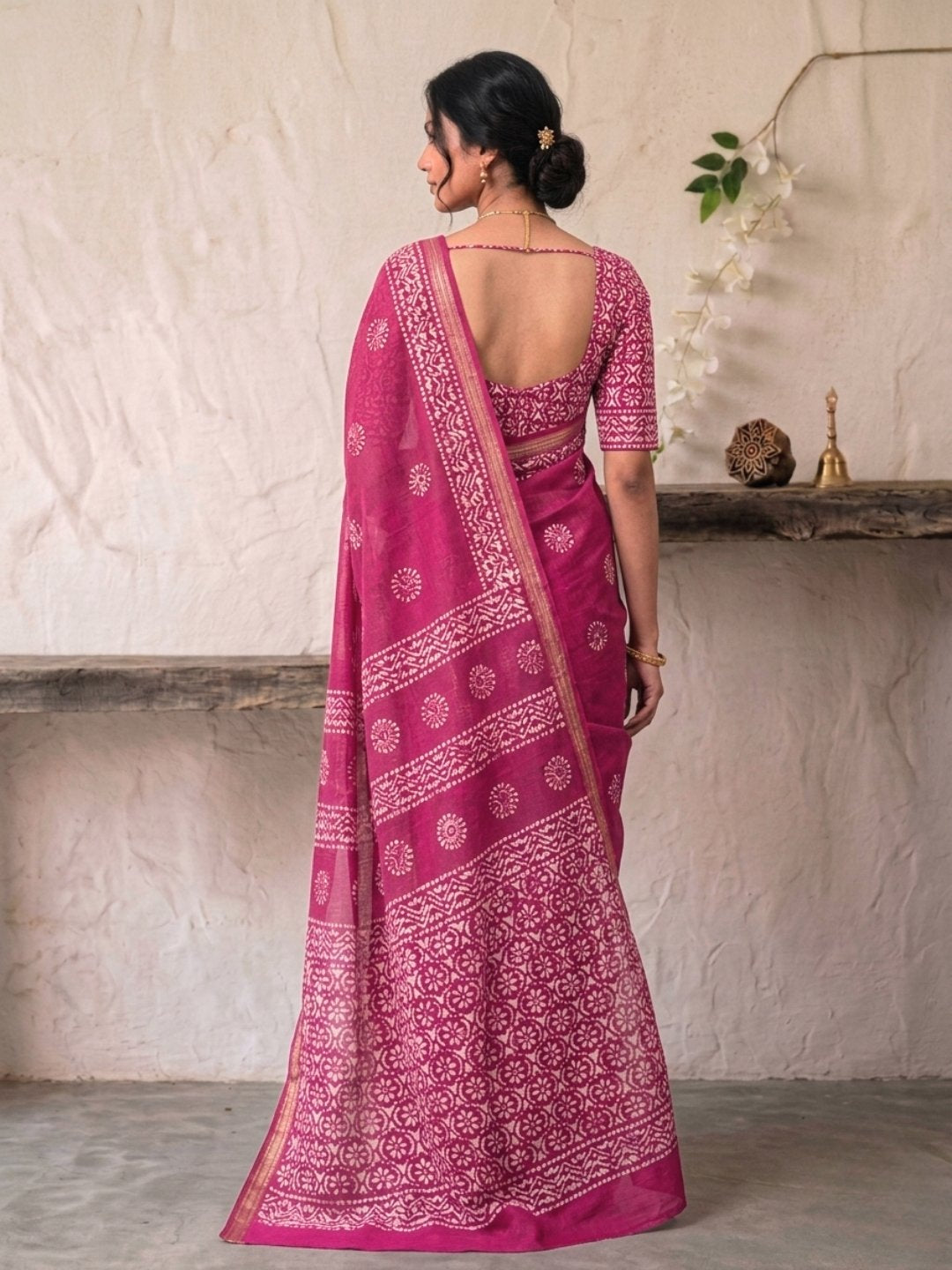 Pink Elegant Cotton Batik Saree with Blouse Piece