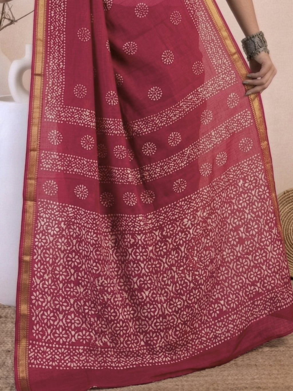 Carrot Classic Cotton Batik Saree with Blouse Piece