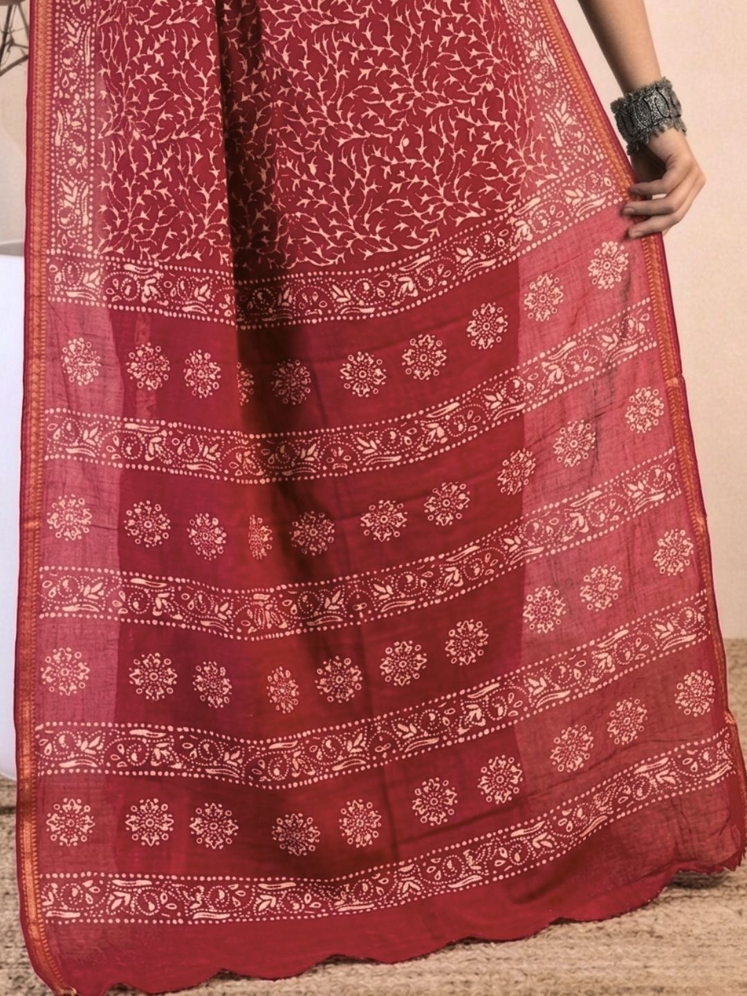 Carrot Bold Cotton Batik Saree with Blouse Piece