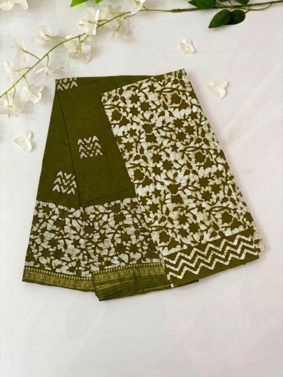 Olive Green Captivating Cotton Batik Saree with Blouse Piece