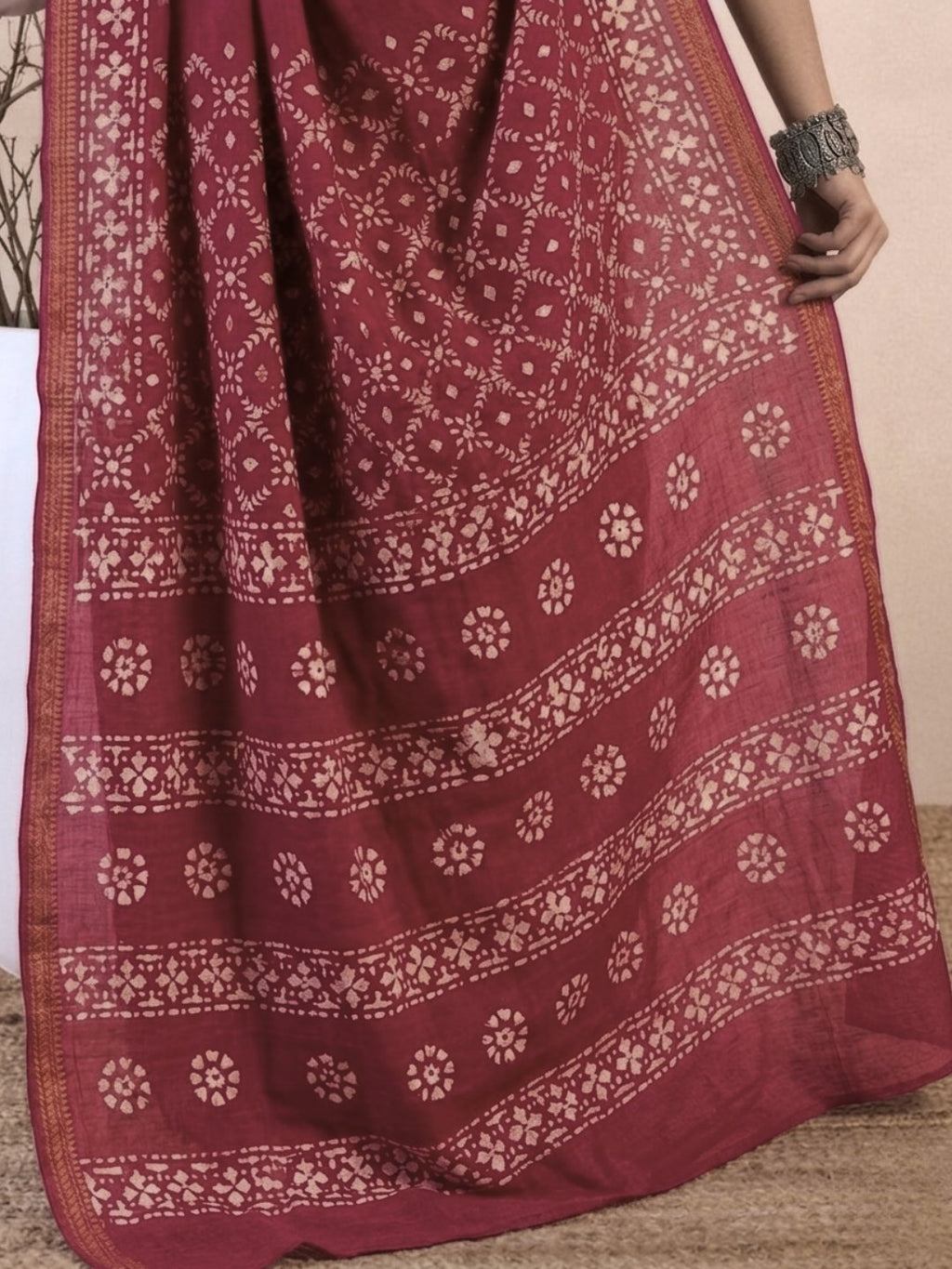 Carrot Sophisticated Cotton Batik Saree with Blouse Piece