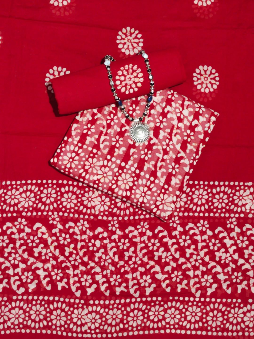 Bombay Batik Pure Cotton Dress Material Traditional Batik Dyeing – Red   Batik